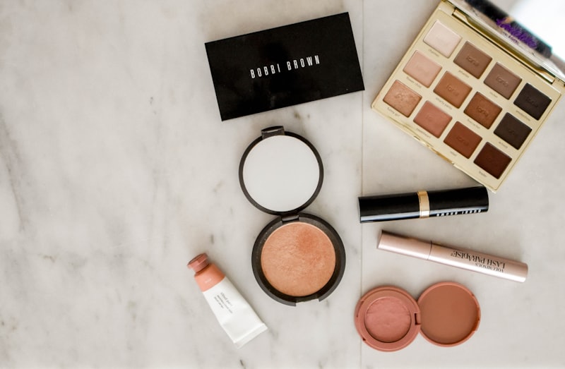 How Facial Structure Influences Color Placement