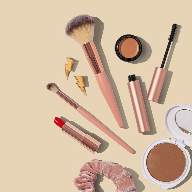 Thumbnail for: Color Theory in Cosmetics: Understanding the Color Wheel